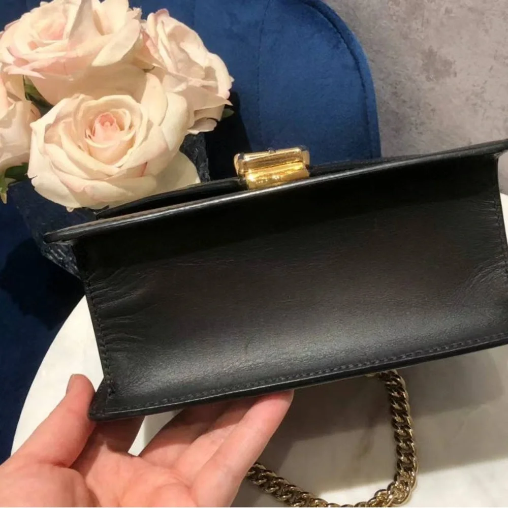 [sold]Authentic Gucci Sylvie - Picture 3 of 9